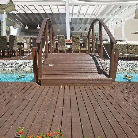 K Boutique 4*