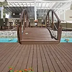 K Boutique 4*