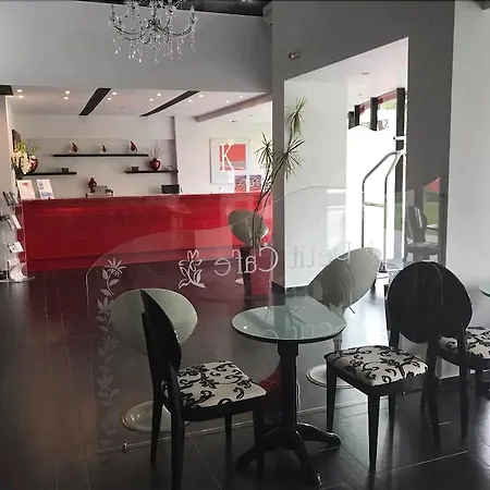 K Boutique 4*